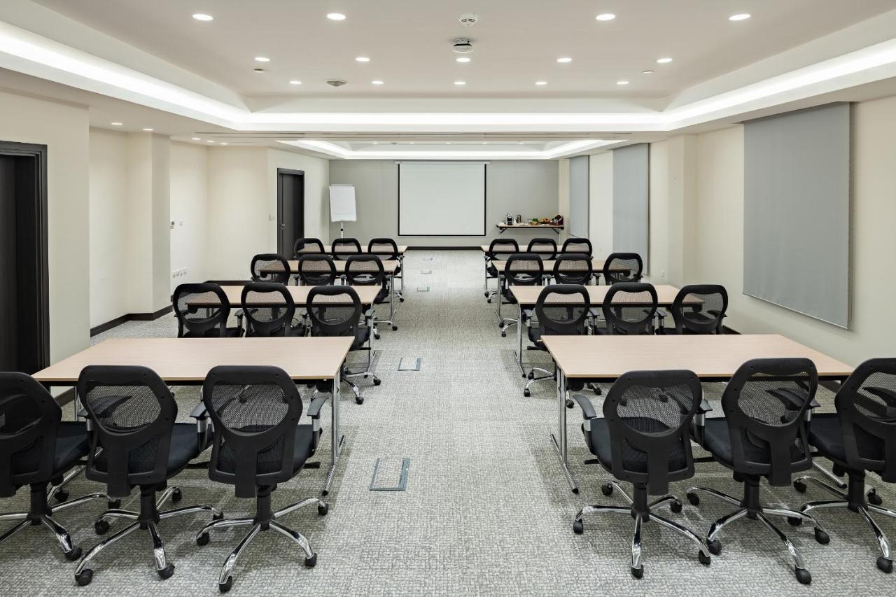Park Inn By Radisson Jubail Industrial City 외부 사진