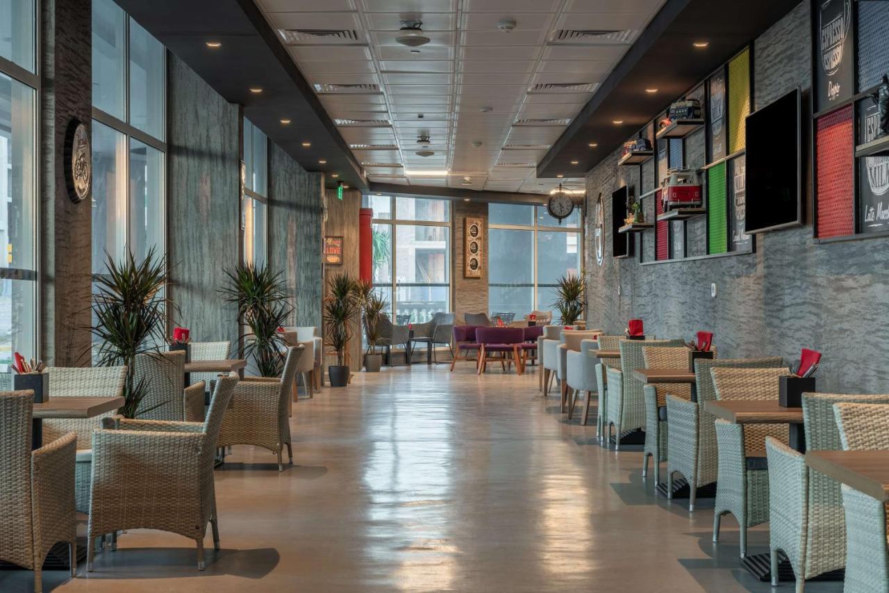 Park Inn By Radisson Jubail Industrial City 외부 사진